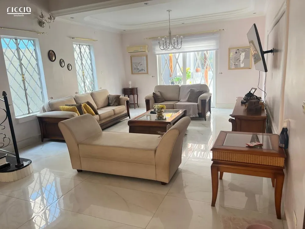 Casa, 4 quartos, 296 m² - Foto 2