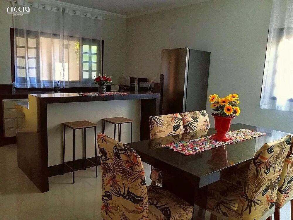 Casa, 3 quartos, 204 m² - Foto 8