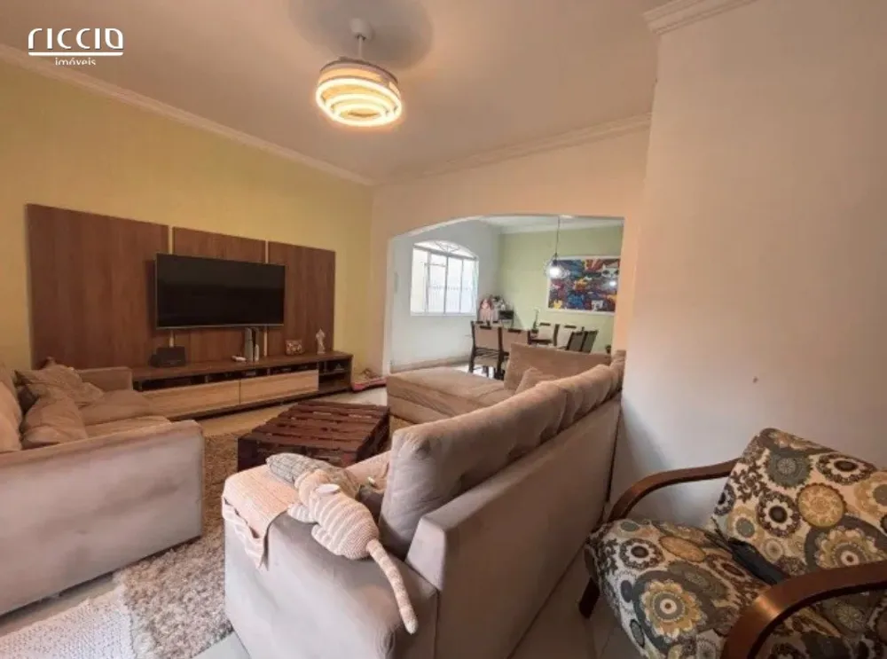 Casa, 3 quartos, 155 m² - Foto 1