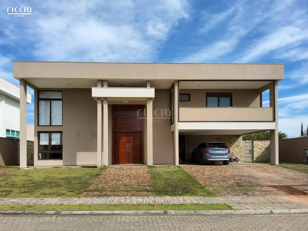 Casa de Condomínio à venda com 4 quartos, 961m² - Foto 1