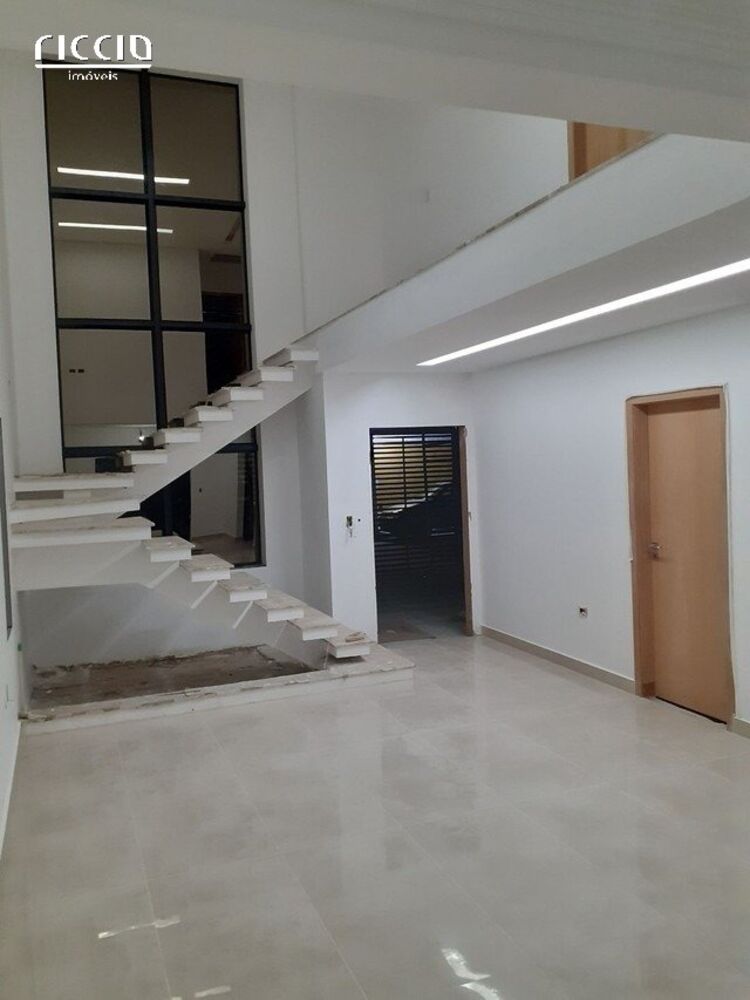 Casa, 3 quartos, 212 m² - Foto 3