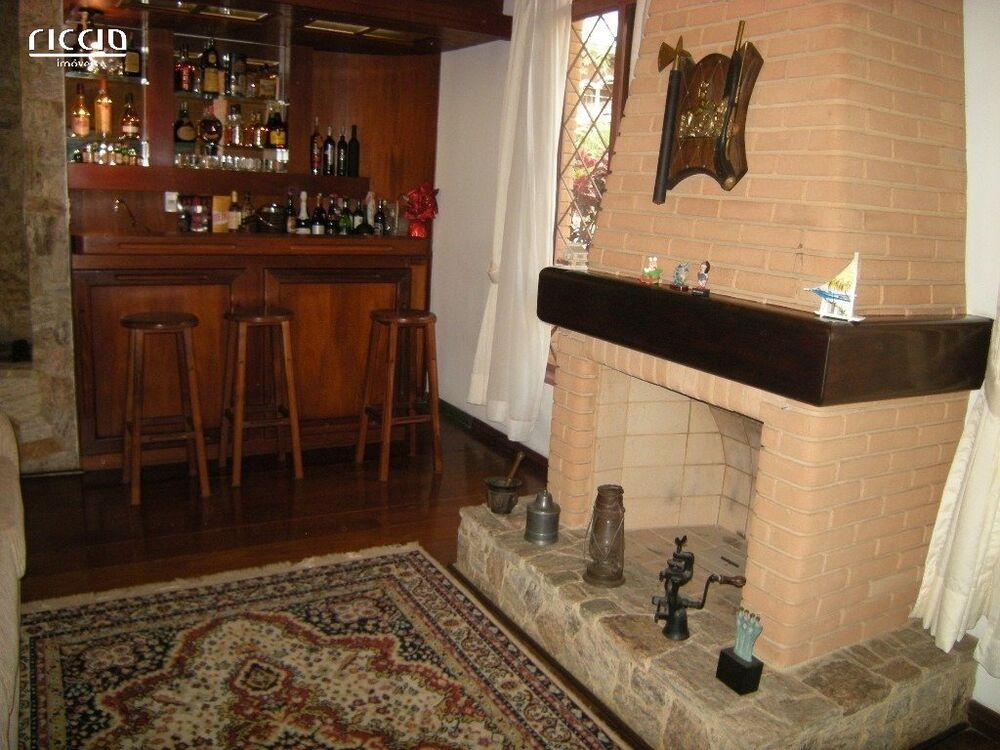Casa à venda com 3 quartos, 540m² - Foto 4