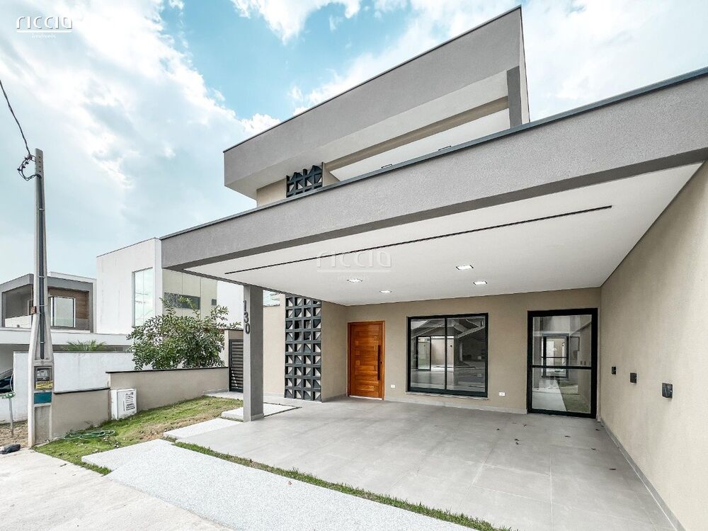 Casa de Condomínio à venda com 3 quartos, 252m² - Foto 1