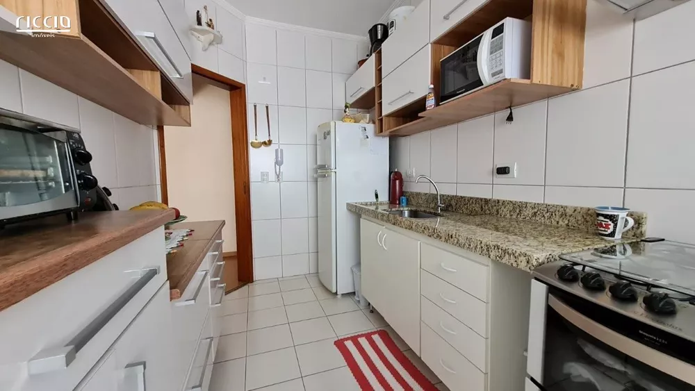 Apartamento, 2 quartos, 70 m² - Foto 2