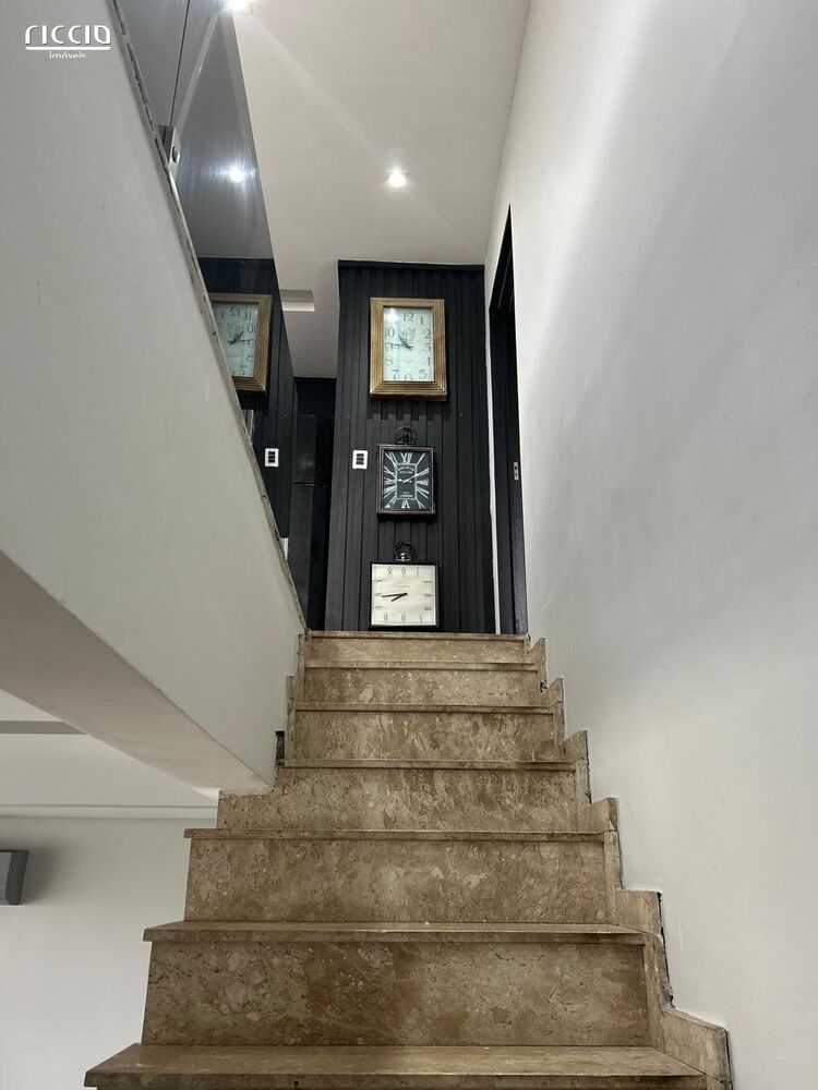 Cobertura, 3 quartos, 189 m² - Foto 3