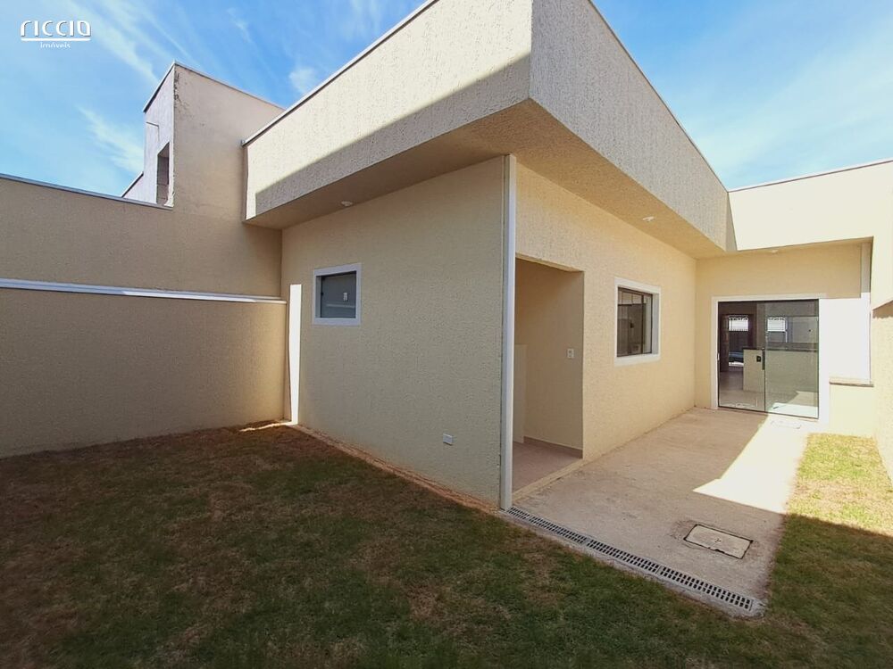 Casa à venda com 3 quartos, 88m² - Foto 15