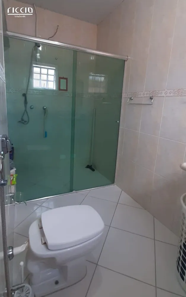 Casa, 3 quartos, 207 m² - Foto 1