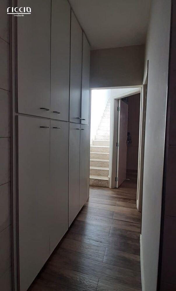 Casa, 3 quartos, 207 m² - Foto 1