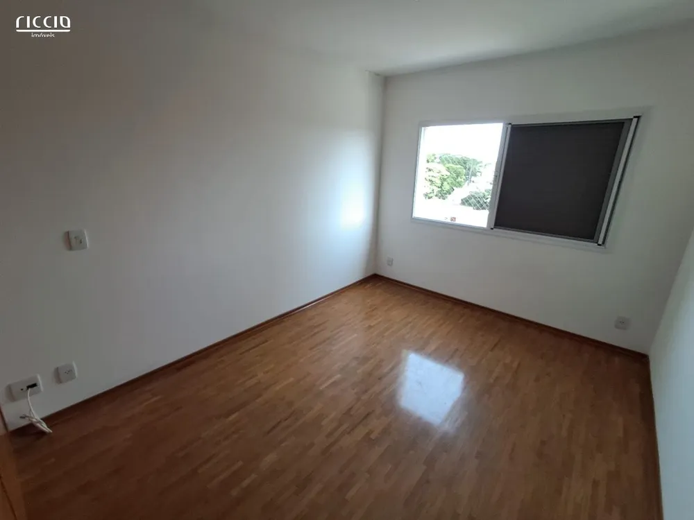 Apartamento, 3 quartos, 184 m² - Foto 2