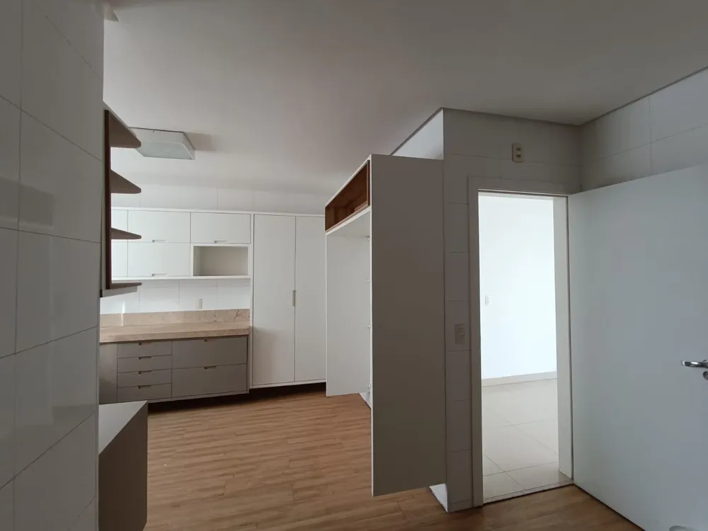 Apartamento, 3 quartos, 187 m² - Foto 3