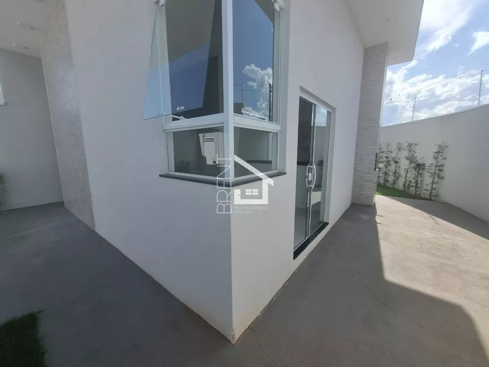 Casa à venda com 2 quartos, 74m² - Foto 2