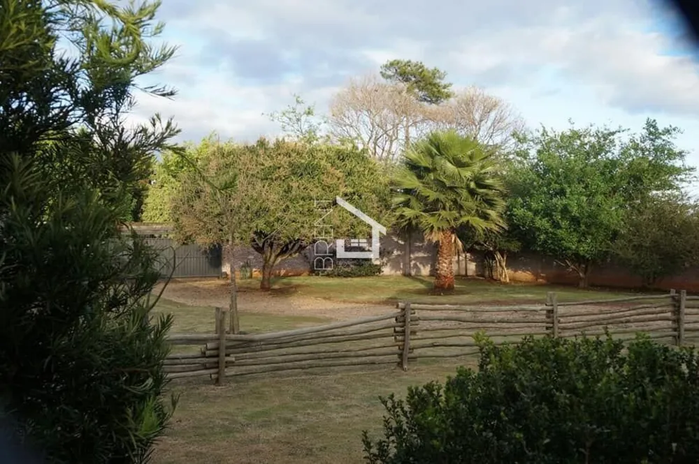 Chácara, 4 quartos, 1140 m² - Foto 2