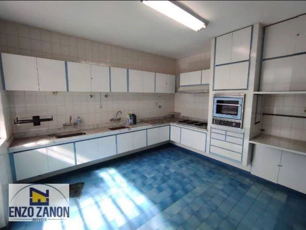 Sobrado, 9 quartos, 481 m² - Foto 4
