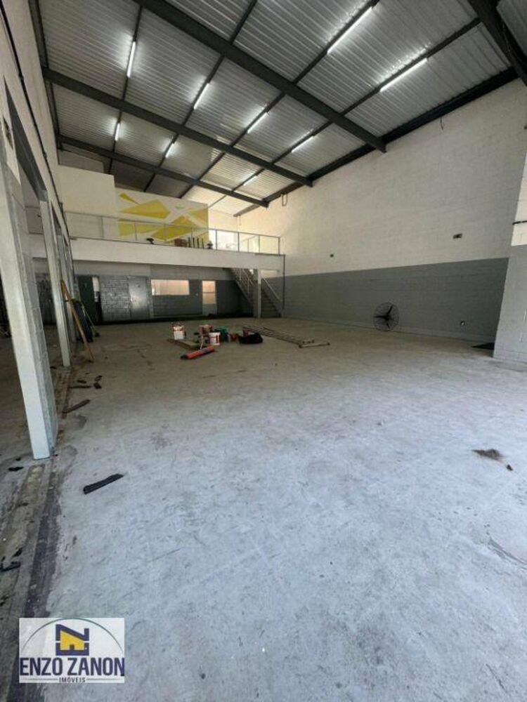 Depósito-Galpão-Armazém para alugar, 500m² - Foto 2