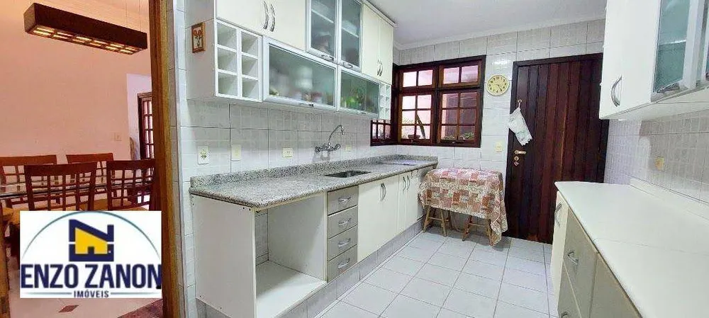 Sobrado, 4 quartos, 243 m² - Foto 4