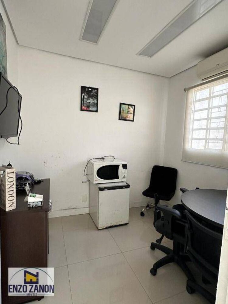 Sobrado, 8 quartos, 134 m² - Foto 5