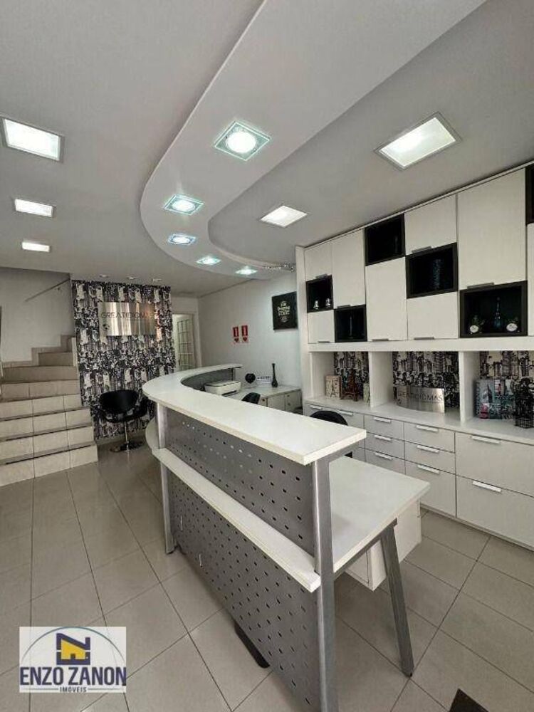 Sobrado, 8 quartos, 134 m² - Foto 4