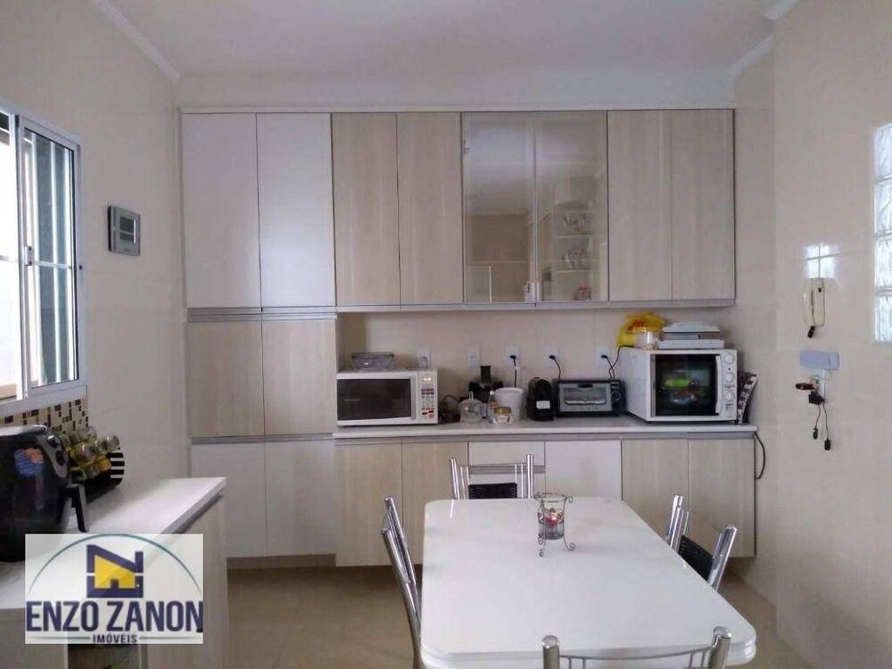 Casa, 3 quartos, 240 m² - Foto 7