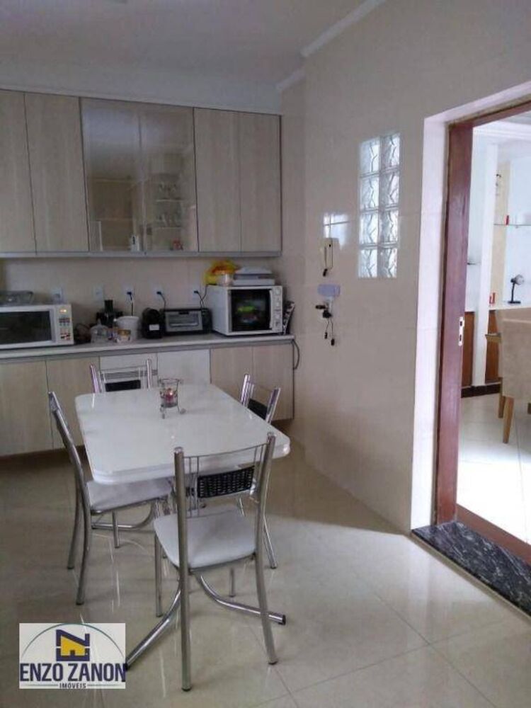 Casa, 3 quartos, 240 m² - Foto 9