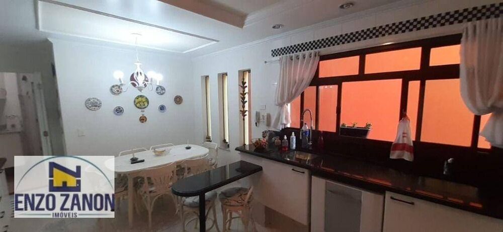 Sobrado, 3 quartos, 277 m² - Foto 3