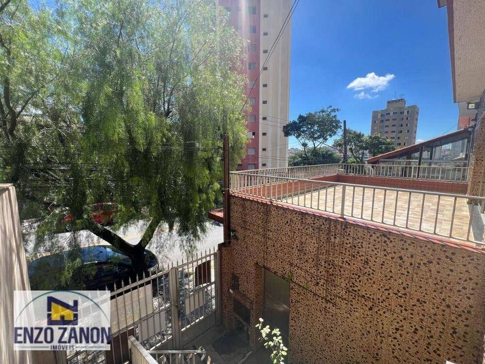 Sobrado à venda e aluguel com 4 quartos, 236m² - Foto 8