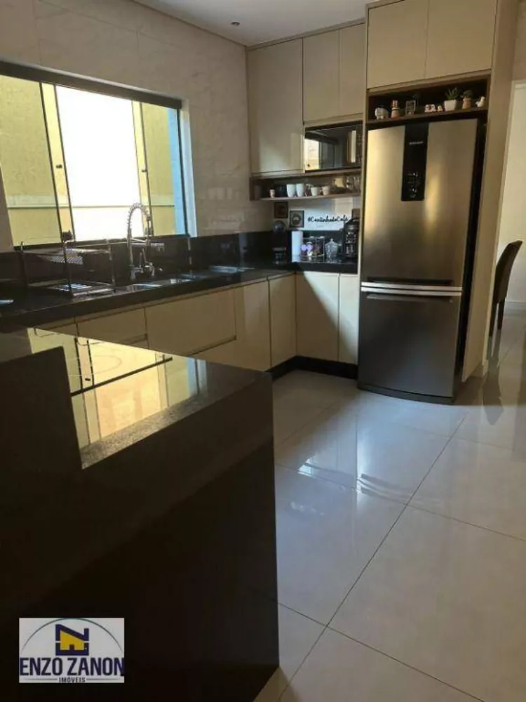 Sobrado à venda com 2 quartos, 180m² - Foto 6