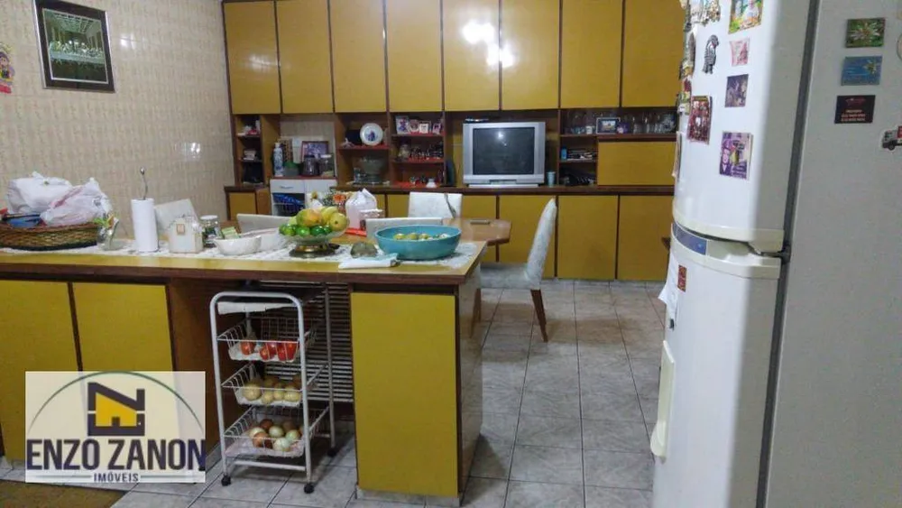 Sobrado, 3 quartos, 290 m² - Foto 1