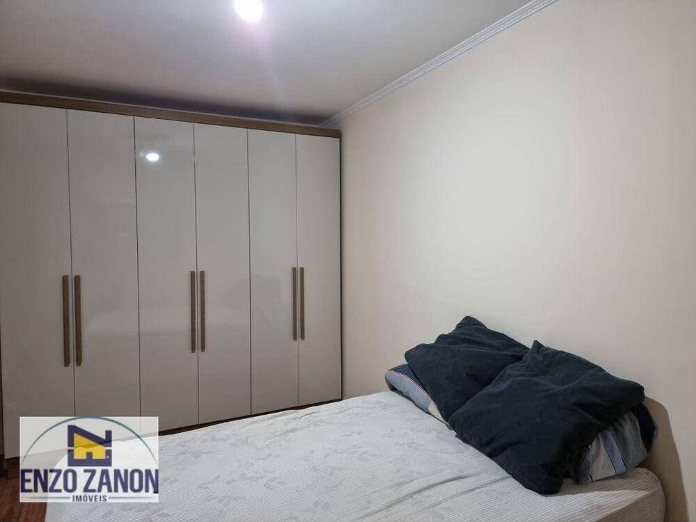 Apartamento à venda com 2 quartos, 61m² - Foto 4