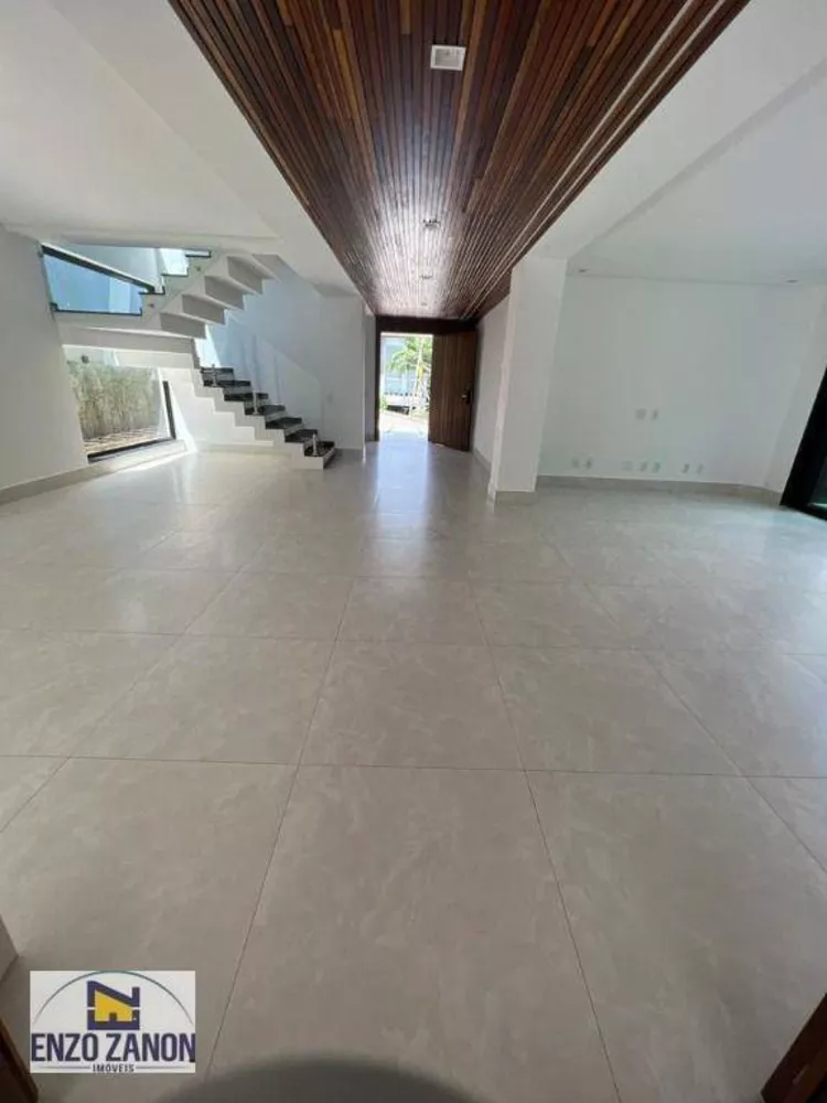 Sobrado à venda com 4 quartos, 400m² - Foto 2