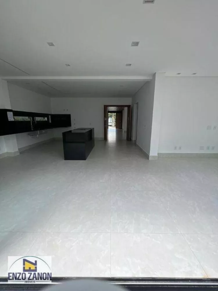 Sobrado à venda com 4 quartos, 400m² - Foto 4