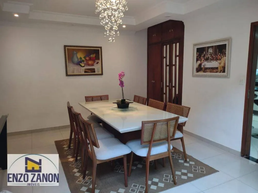 Sobrado, 3 quartos, 196 m² - Foto 1