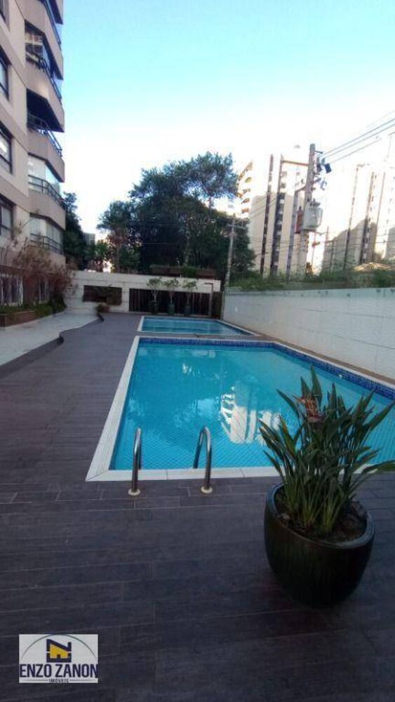 Apartamento, 3 quartos, 205 m² - Foto 1