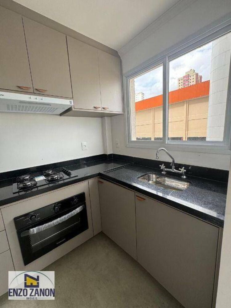 Apartamento para alugar com 1 quarto, 63m² - Foto 1