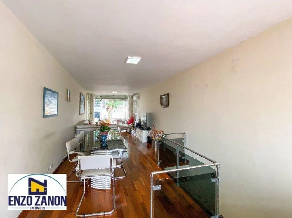 Sobrado, 4 quartos, 340 m² - Foto 1
