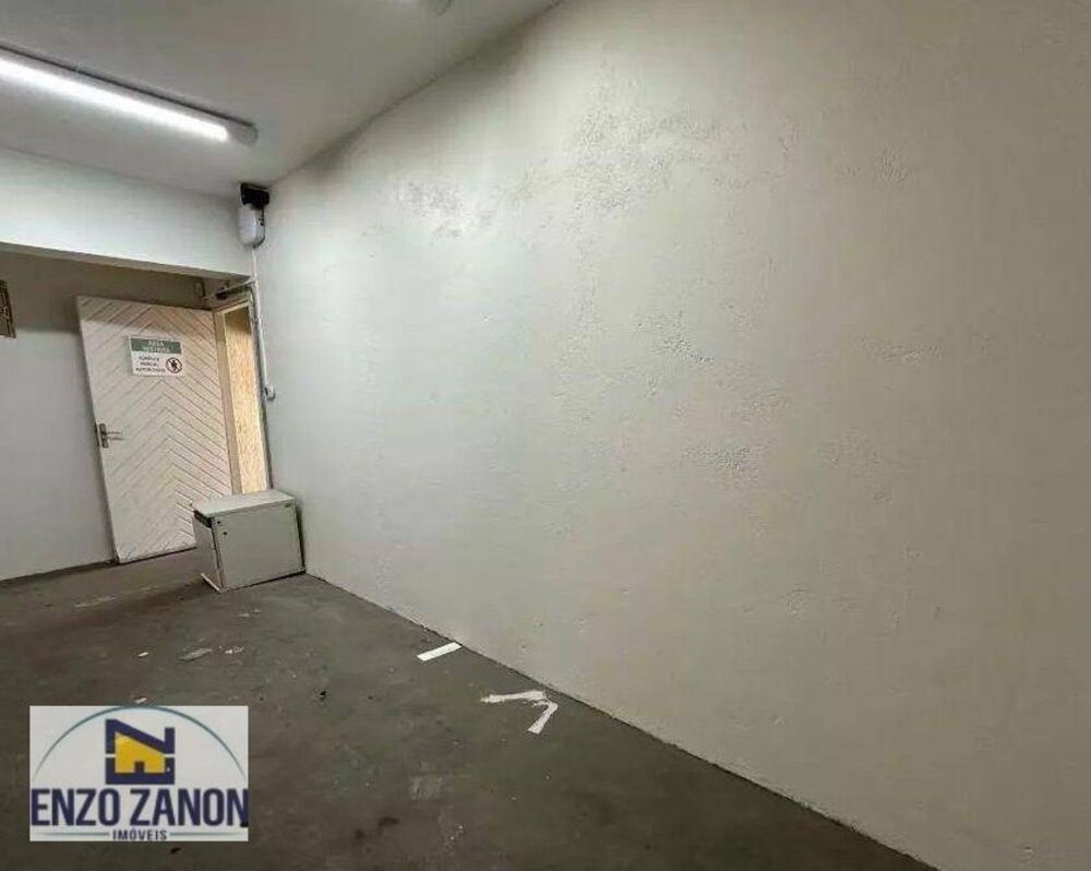 Sobrado, 9 quartos, 440 m² - Foto 4