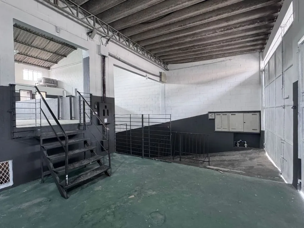 Depósito-Galpão, 839 m² - Foto 16