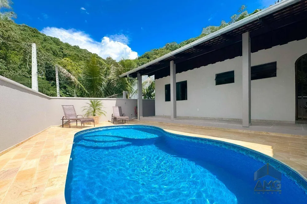 Casa, 3 quartos, 275 m² - Foto 2