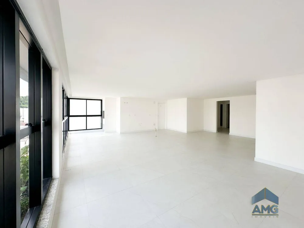 Apartamento, 3 quartos, 146 m² - Foto 4