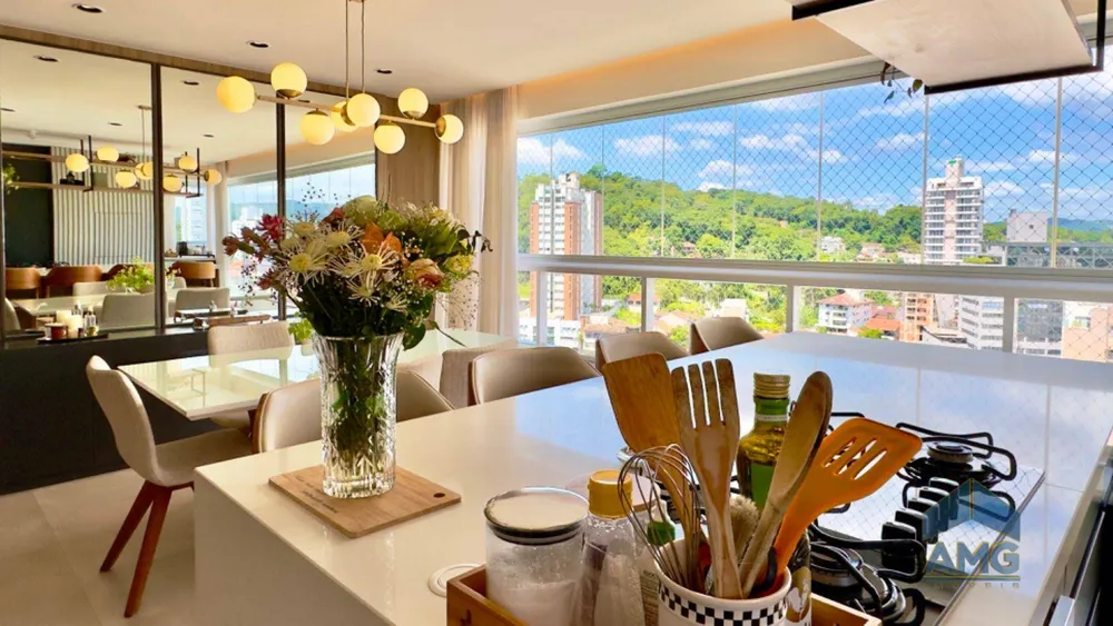 Apartamento, 3 quartos, 121 m² - Foto 2