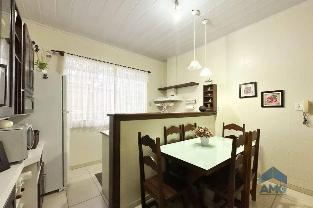 Casa, 4 quartos, 245 m² - Foto 8