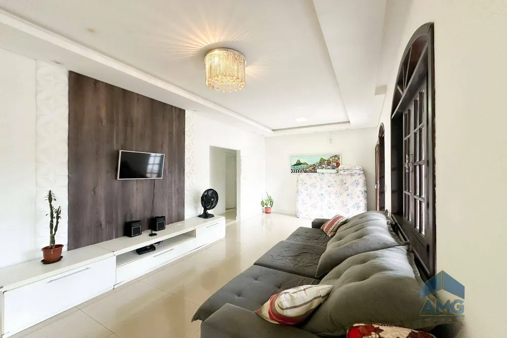 Casa, 4 quartos, 241 m² - Foto 9