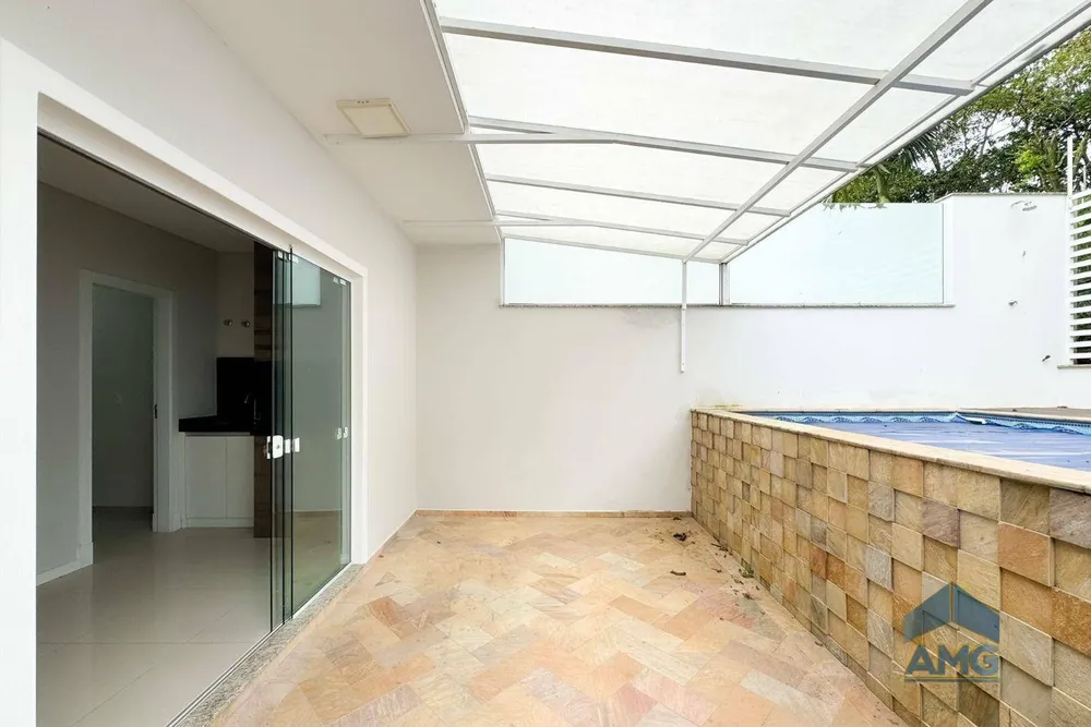 Casa, 3 quartos, 210 m² - Foto 8