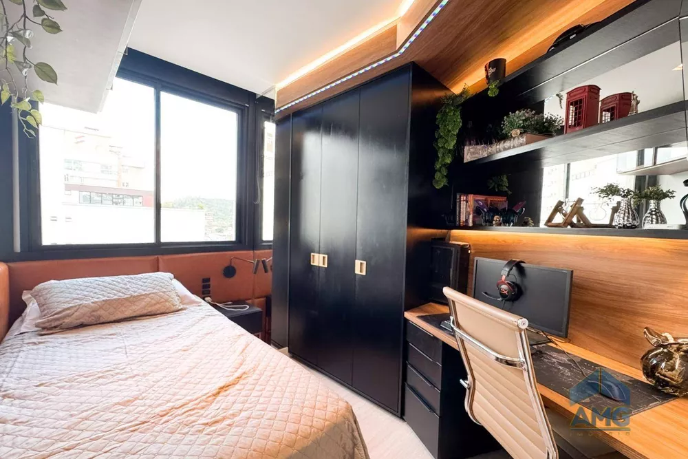 Apartamento, 4 quartos, 198 m² - Foto 2