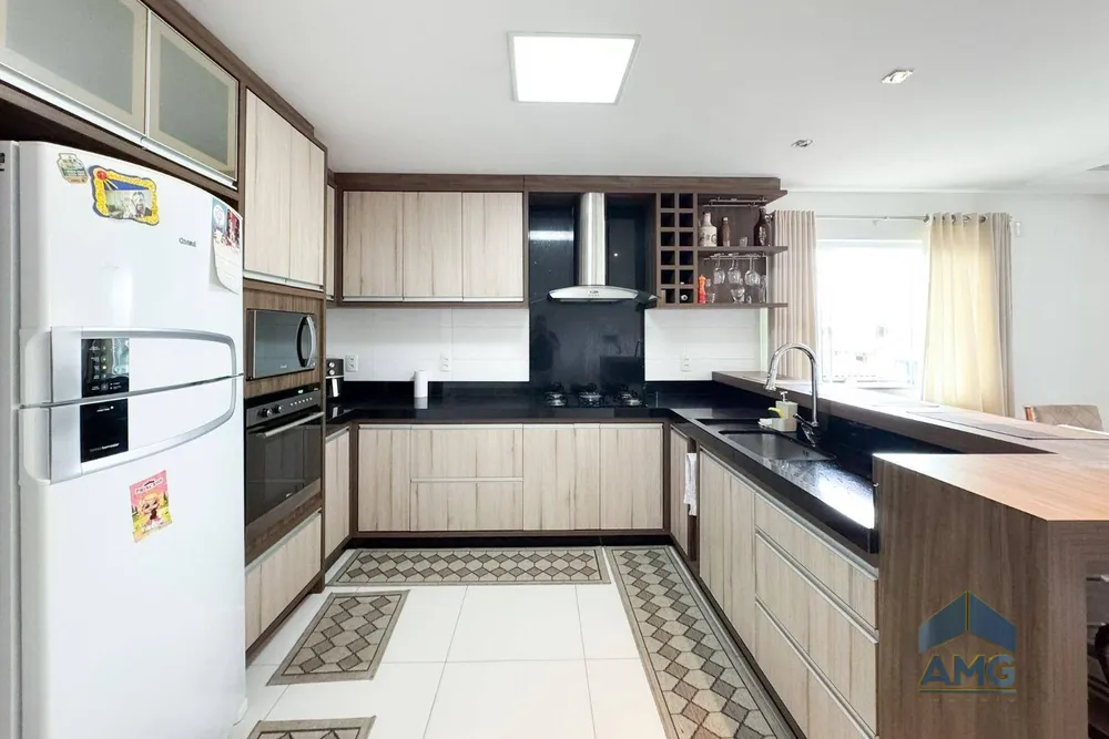 Casa, 4 quartos, 272 m² - Foto 15