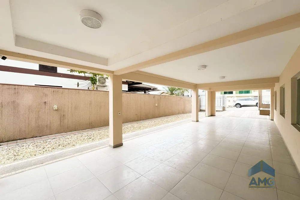 Casa, 4 quartos, 272 m² - Foto 5