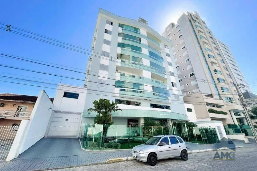 Apartamento, 3 quartos, 121 m² - Foto 1