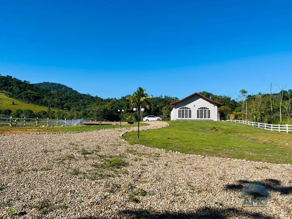 Chácara, 3 quartos, 4844 m² - Foto 8