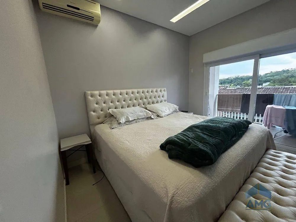 Casa, 4 quartos, 360 m² - Foto 9