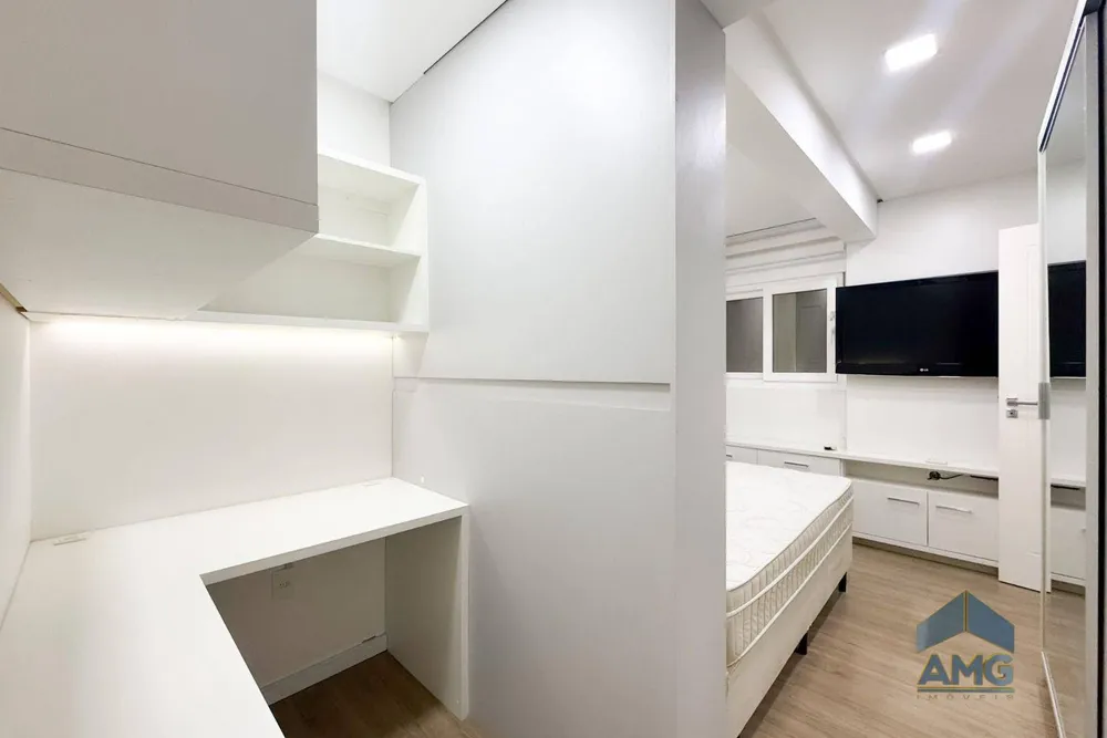 Apartamento, 3 quartos, 252 m² - Foto 9