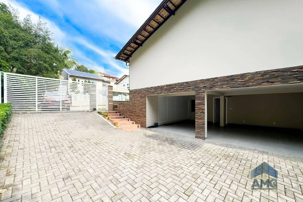 Casa, 3 quartos, 210 m² - Foto 9